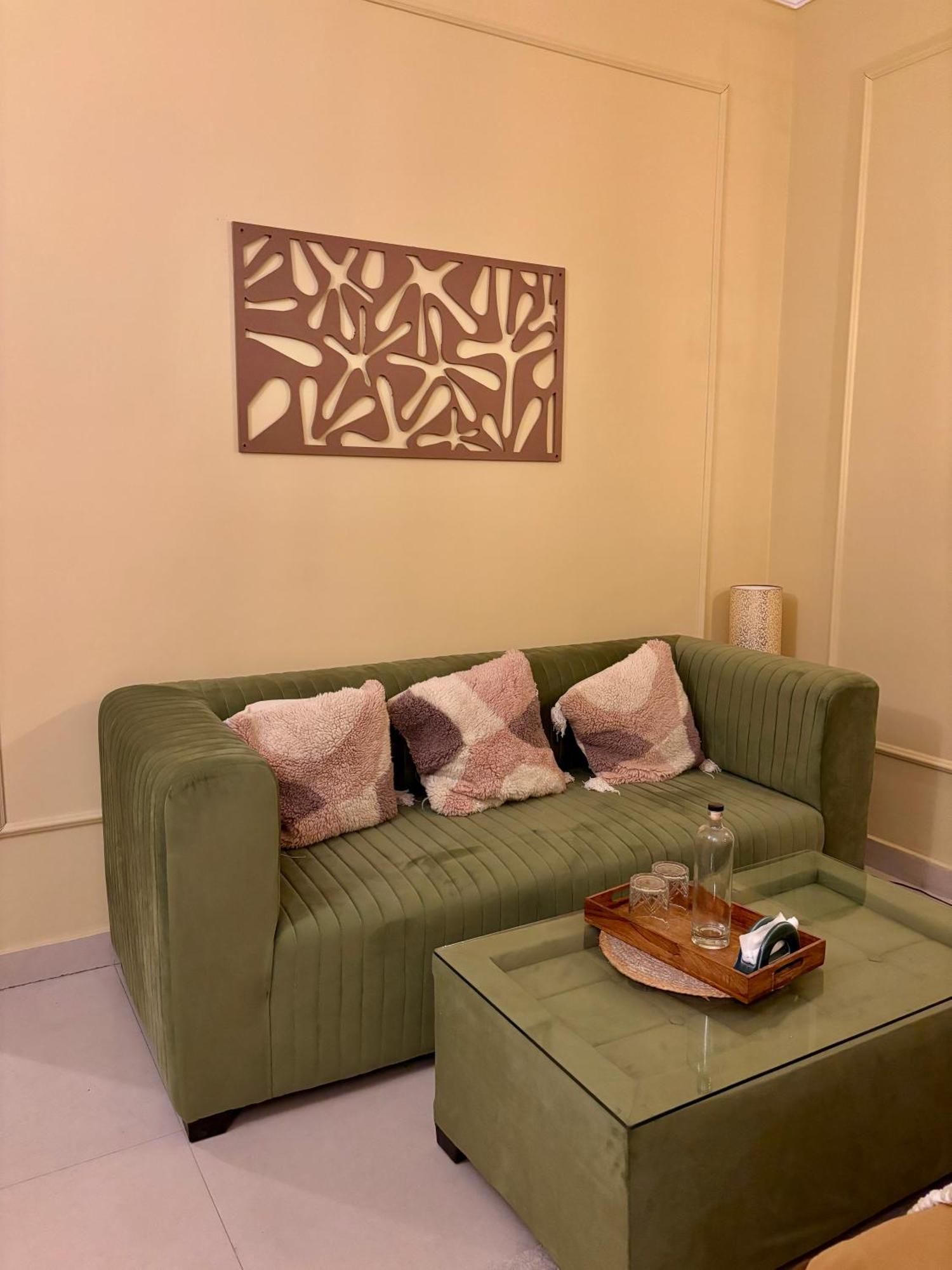 Atharva'S Homestay By Goaround Homes - Nehru Enclave Metro, South Delhi Nueva Delhi Exterior foto