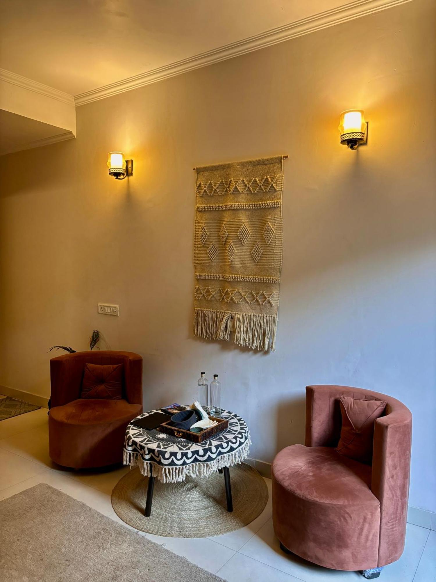 Atharva'S Homestay By Goaround Homes - Nehru Enclave Metro, South Delhi Nueva Delhi Exterior foto