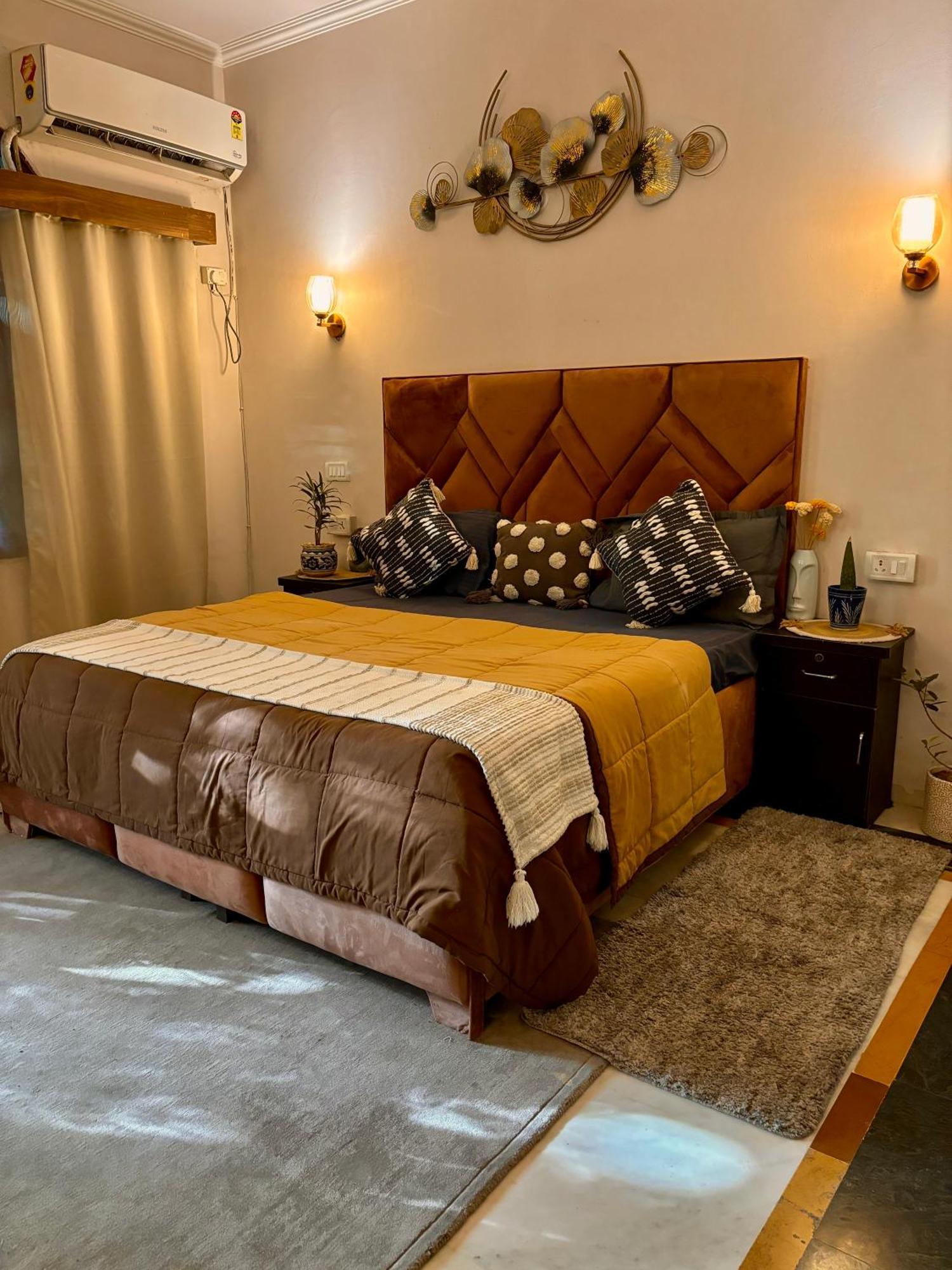 Atharva'S Homestay By Goaround Homes - Nehru Enclave Metro, South Delhi Nueva Delhi Exterior foto