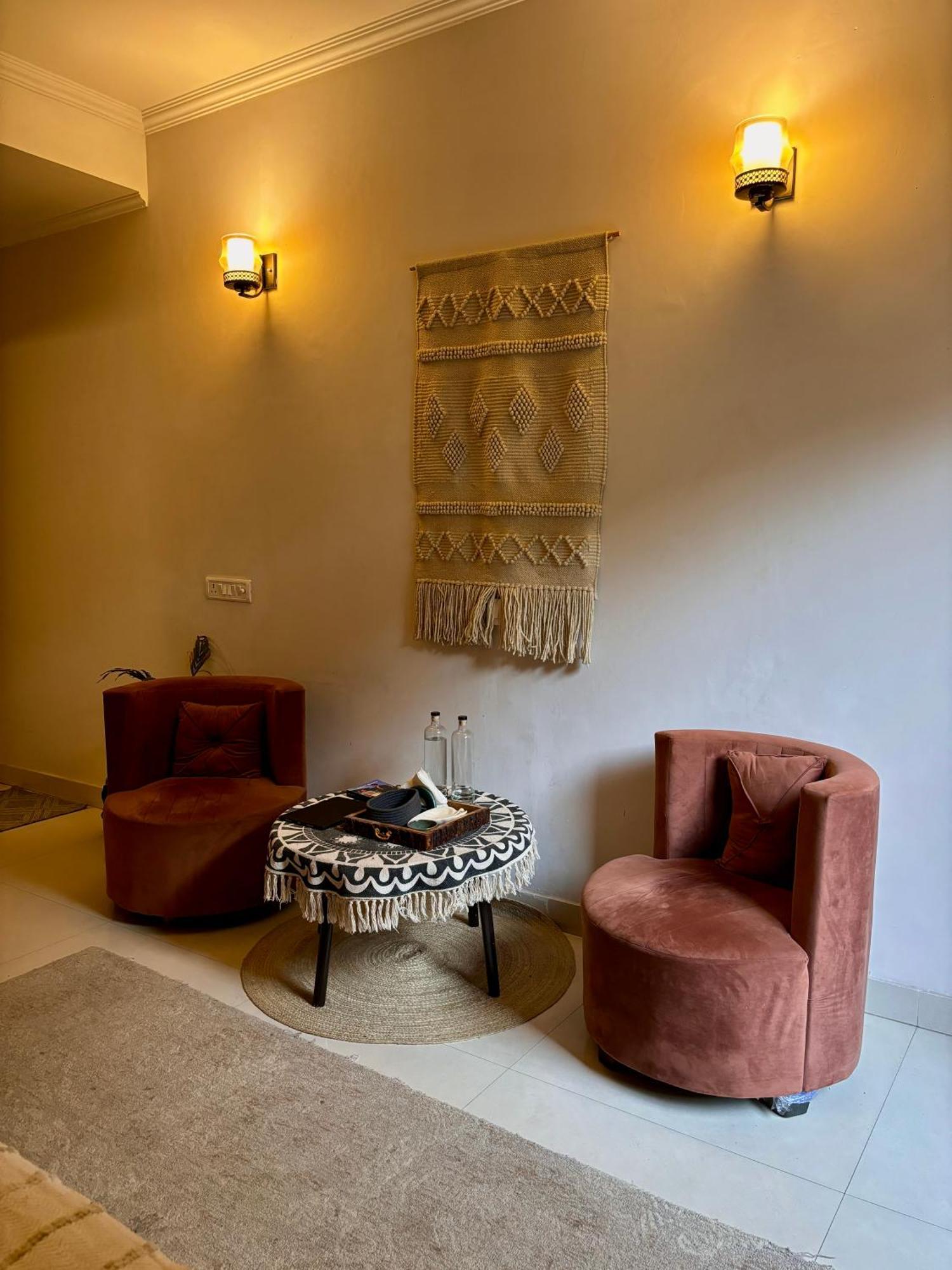 Atharva'S Homestay By Goaround Homes - Nehru Enclave Metro, South Delhi Nueva Delhi Exterior foto